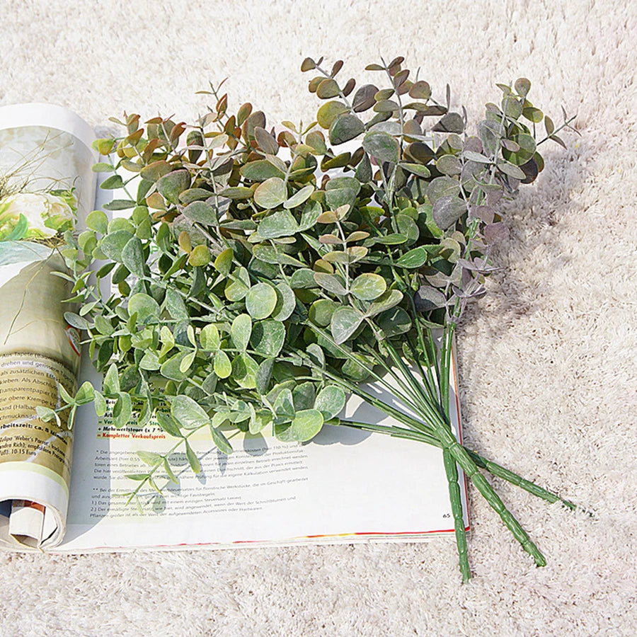 Artificial Plastic Plants Leaves Green Eucalyptus Branch Garden Vase Home Room Festival Wedding Wreath Decoration Fake Flowers