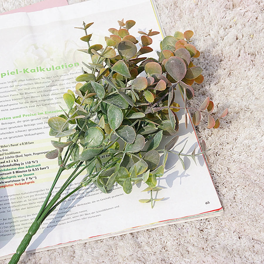 Artificial Plastic Plants Leaves Green Eucalyptus Branch Garden Vase Home Room Festival Wedding Wreath Decoration Fake Flowers