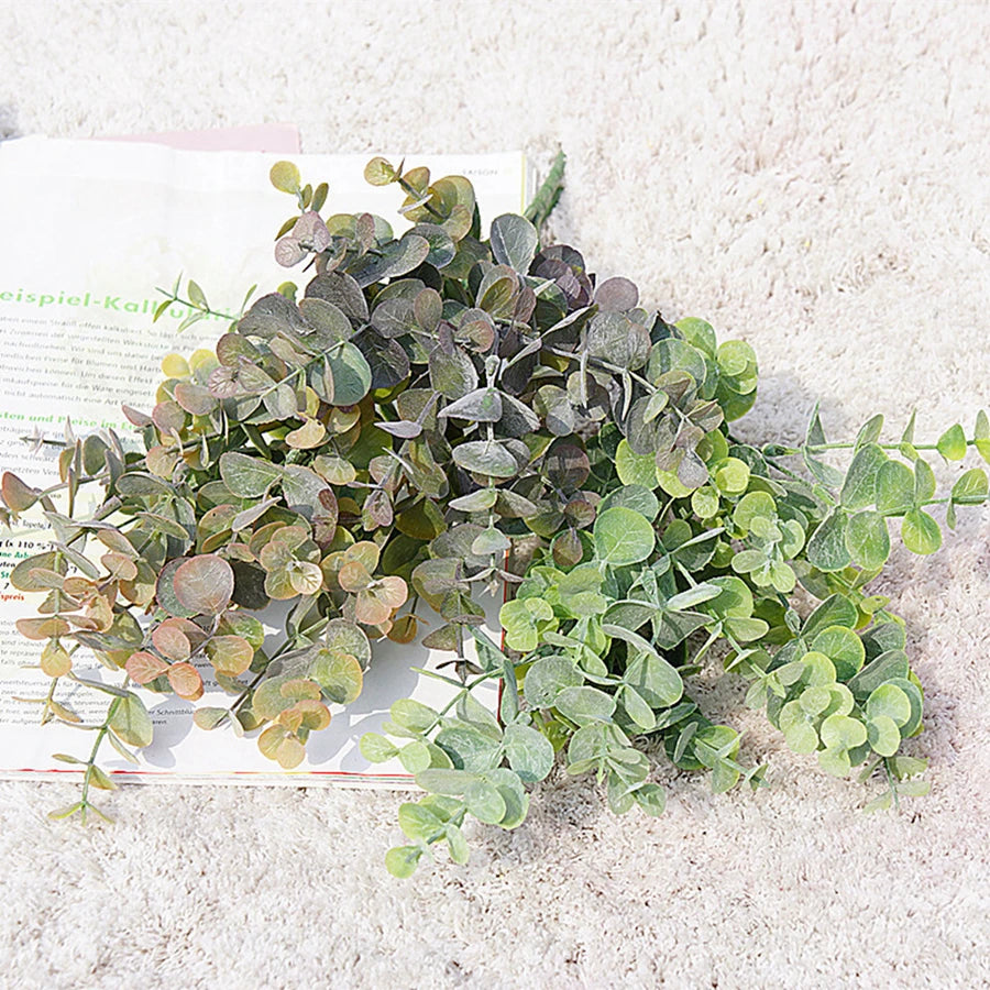 Artificial Plastic Plants Leaves Green Eucalyptus Branch Garden Vase Home Room Festival Wedding Wreath Decoration Fake Flowers