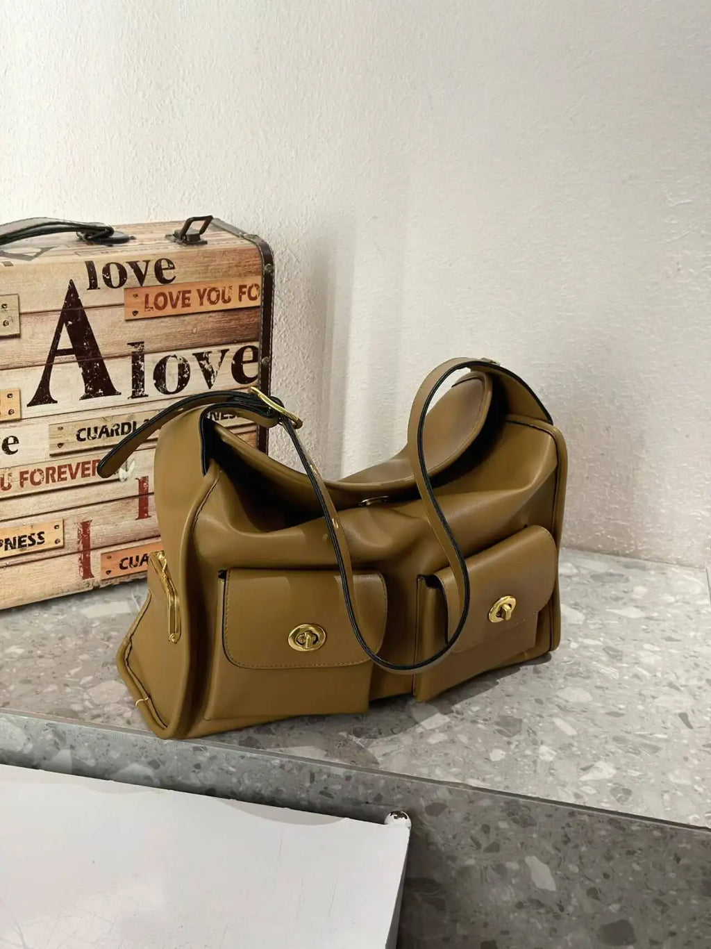 Vintage Style Shoulder Hand Bags Women Lady Soft Pu Leather Bags Big Capacity Zipper Closure Underarm Bag Multi Pocket Daily Bag